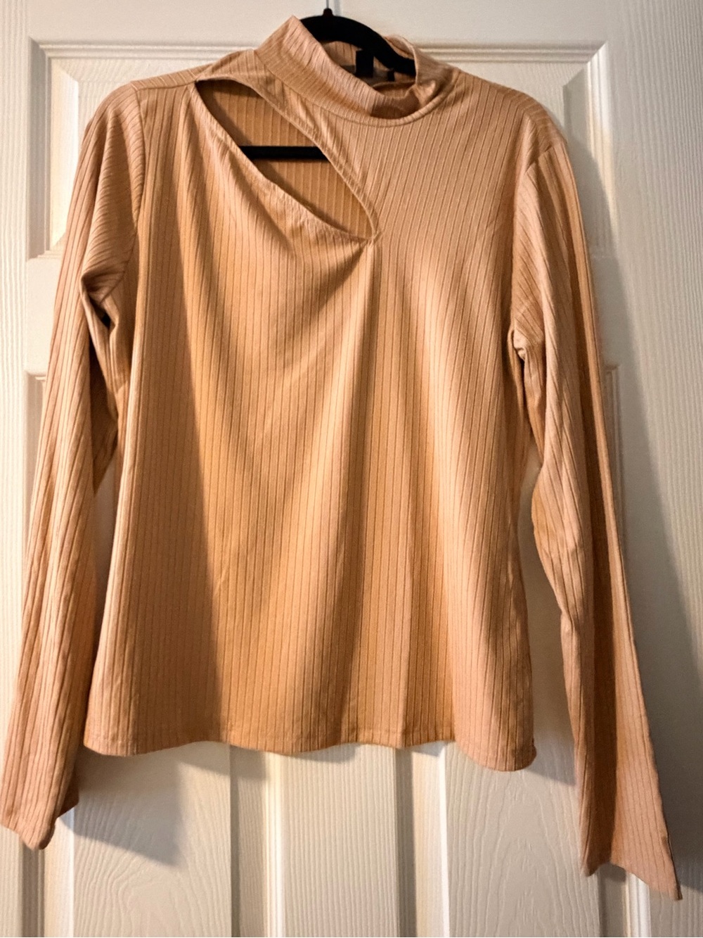 INC International Concepts Beige Ribbed Long Sleeve Mock Neck Top with Cutout